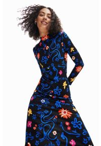 Desigual sukienka midi dopasowana. Materiał: materiał, dzianina, wiskoza. Długość rękawa: długi rękaw. Typ sukienki: dopasowane. Długość: midi #4