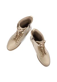 Beżowe Botki Armodo Modne Buty Damskie. Okazja: na co dzień. Kolor: beżowy. Materiał: skóra, materiał. Wzór: kolorowy. Styl: casual #6