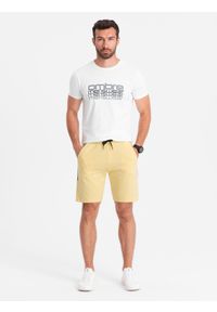 Ombre Clothing - Szorty męskie dresowe z lampasem - żółte V1. Kolor: żółty. Materiał: dresówka. Wzór: ze splotem #5