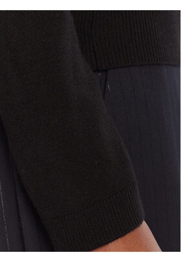 LOLA CASADEMUNT Golf LF2515007 Czarny Regular Fit. Typ kołnierza: golf. Kolor: czarny. Materiał: wiskoza