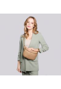 Wittchen - Damska torebka nerka skórzana z ukośnym pikowaniem. Kolor: beżowy. Materiał: skóra. Wzór: aplikacja, gładki #2