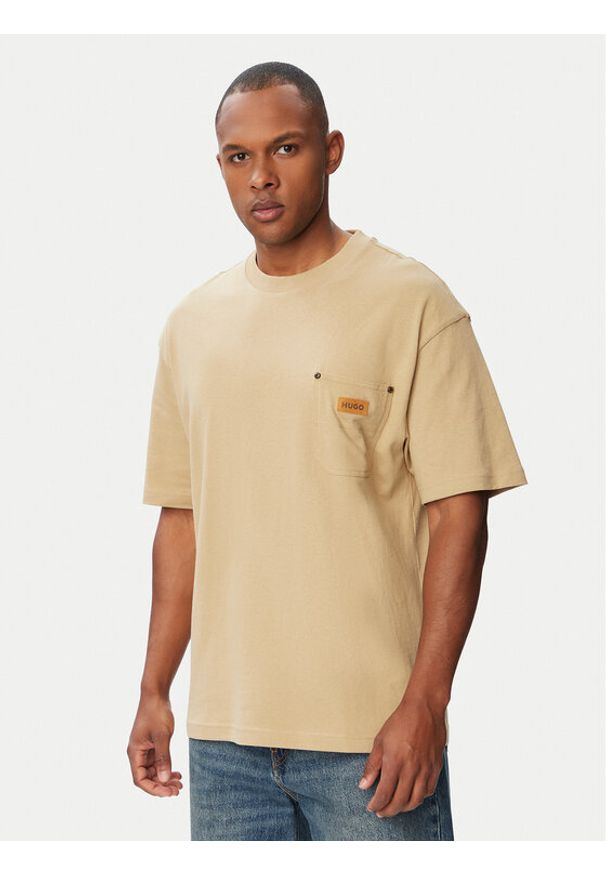 Hugo - HUGO T-Shirt Nevado 50564045 Beżowy Loose Fit. Kolor: beżowy. Materiał: bawełna