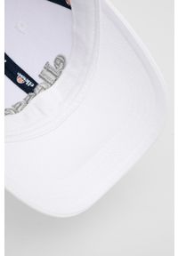 Ellesse czapka bawełniana kolor biały gładka. Kolor: biały. Materiał: bawełna. Wzór: gładki