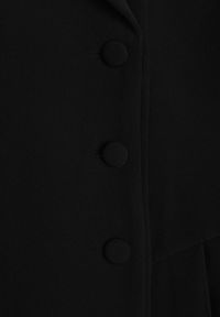 Born2be - Czarna Sukienka o Kroju Marynarki VICES z Poduszkami w Ramionach Serlina. Okazja: na co dzień. Kolor: czarny. Styl: casual, elegancki, klasyczny #2