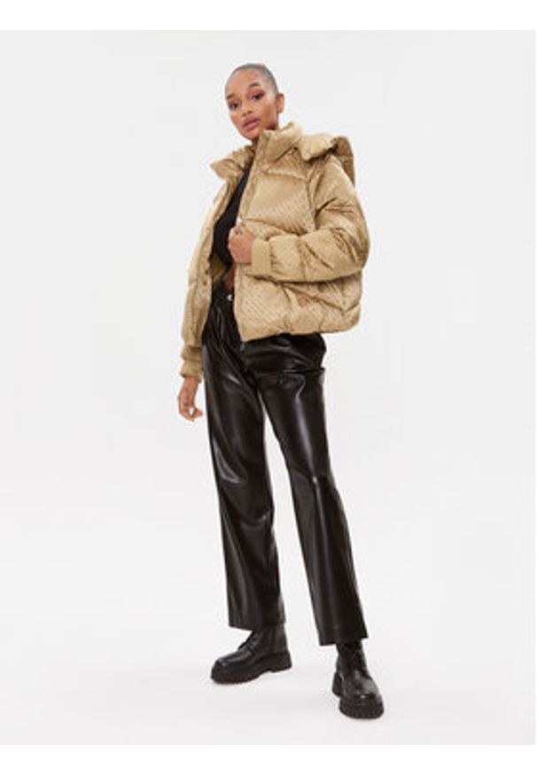 BOSS Kurtka zimowa Paxe 50498776 Beżowy Relaxed Fit. Kolor: beżowy. Materiał: syntetyk. Sezon: zima