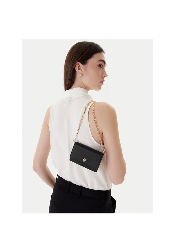 TOMMY HILFIGER - Torebka Tommy Hilfiger. Kolor: czarny