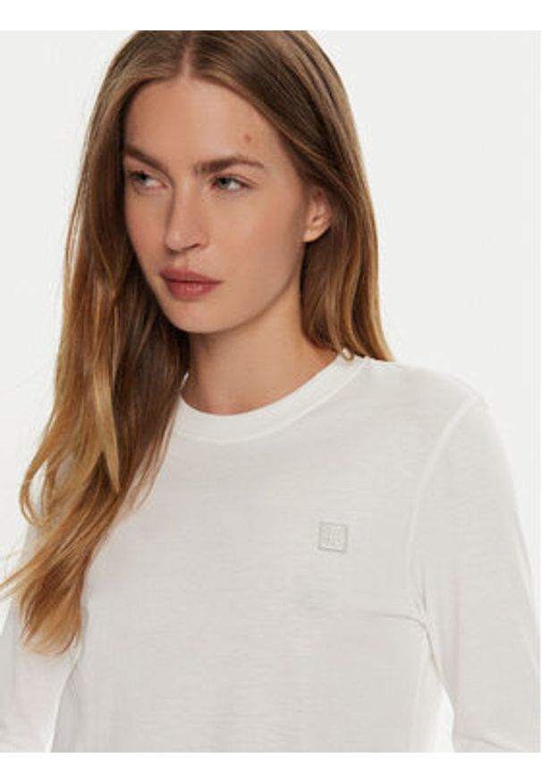 Calvin Klein Jeans Bluzka J20J224549 Biały Regular Fit. Kolor: biały. Materiał: bawełna