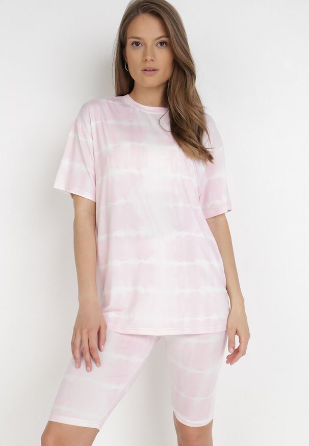 Born2be - Jasnoróżowy 2-Częściowy Komplet Dresowy Lysitus. Kolor: różowy. Materiał: dresówka