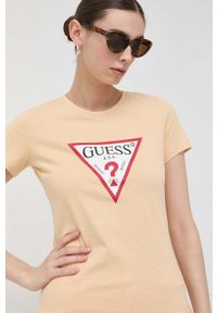 Guess t-shirt bawełniany kolor beżowy. Okazja: na co dzień. Kolor: beżowy. Materiał: bawełna. Wzór: nadruk. Styl: casual #5