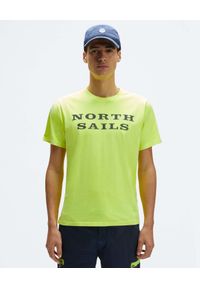 North Sails - NORTH SAILS - Żółty t-shirt z kontrastowym logo. Kolor: żółty. Materiał: bawełna. Wzór: nadruk, aplikacja