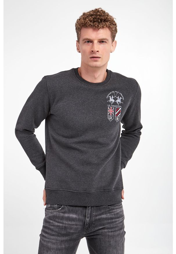 La Martina - Bluza męska LA MARTINA. Materiał: dzianina, bawełna. Długość rękawa: długi rękaw. Długość: długie. Wzór: melanż, haft