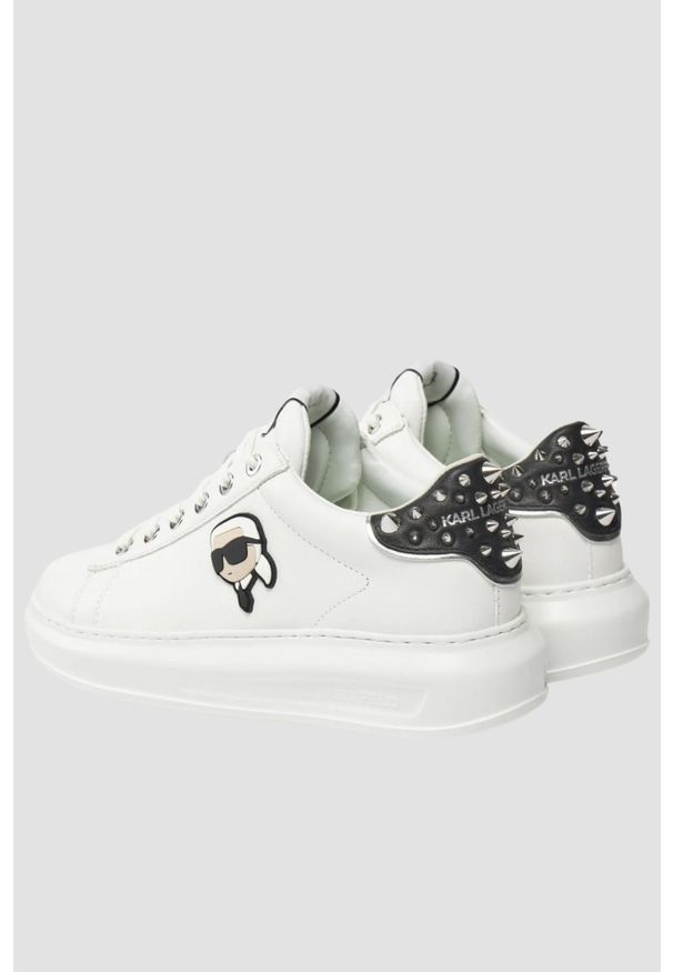 Karl Lagerfeld - KARL LAGERFELD Białe sneakersy Karpi NFT Stud Tab. Kolor: biały