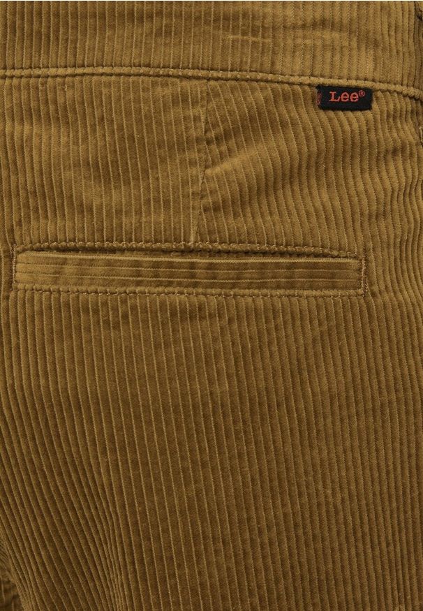 Lee - LEE REGULAR CHINO MĘSKIE SPODNIE MATERIAŁOWE MATERIAŁ TUMBLEWEED L71FQEDH 112321616. Materiał: materiał