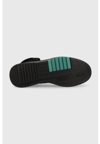 Tommy Jeans sneakersy zamszowe Suede Basket Midcut kolor czarny. Nosek buta: okrągły. Zapięcie: sznurówki. Kolor: czarny. Materiał: zamsz. Szerokość cholewki: normalna #3