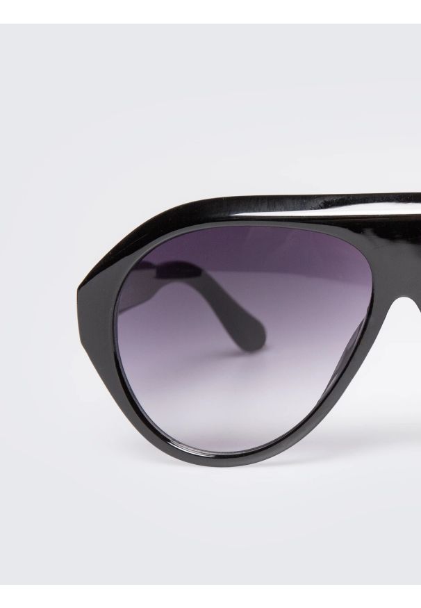 Big-Star - Okulary przeciwsłoneczne unisex czarne Aradi 906. Kolor: czarny