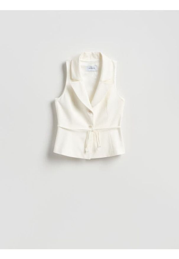 Reserved - Kamizelka z wiązaniem w talii - biały. Kolor: biały. Materiał: tkanina, wiskoza