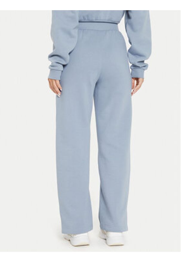 Reebok Spodnie dresowe Fleece Pant 100076053 Niebieski Regular Fit. Kolor: niebieski. Materiał: syntetyk, bawełna