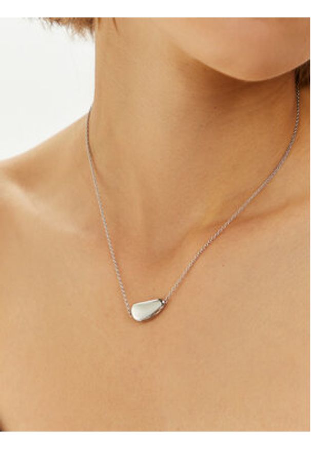 Calvin Klein Naszyjnik 35000600 Srebrny. Materiał: metalowe. Kolor: srebrny