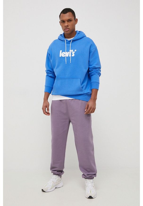 Levi's® - Levi's bluza bawełniana męska z kapturem z nadrukiem. Okazja: na spotkanie biznesowe. Typ kołnierza: kaptur. Kolor: niebieski. Materiał: bawełna. Wzór: nadruk. Styl: biznesowy