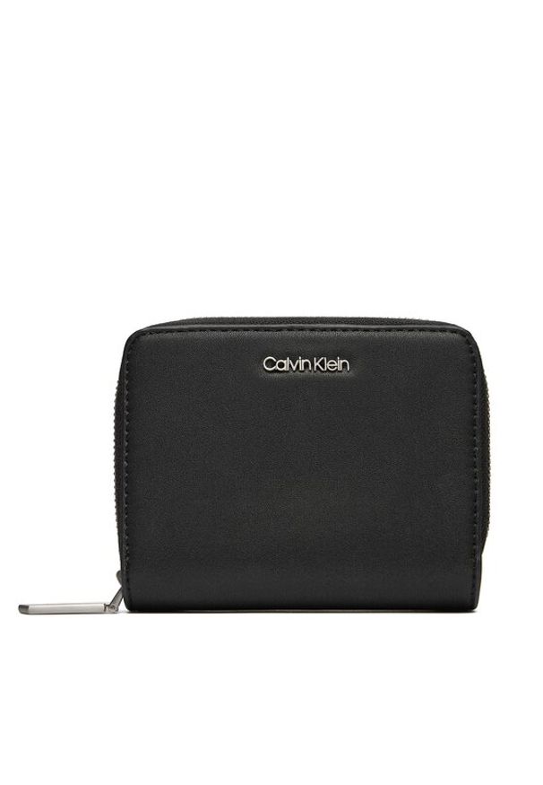 Calvin Klein Mały Portfel Damski Ck Must Z/A Wallet W/Flap Md K60K607432 Czarny. Kolor: czarny. Materiał: skóra