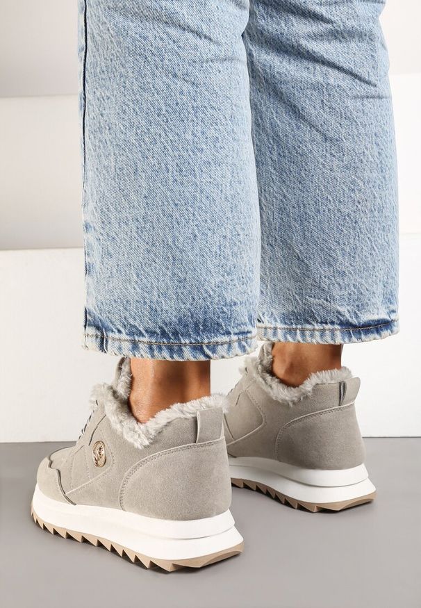 Renee - Szare Ocieplane Sneakersy na Platformie Appopis. Okazja: na co dzień. Kolor: szary. Materiał: jeans. Obcas: na platformie