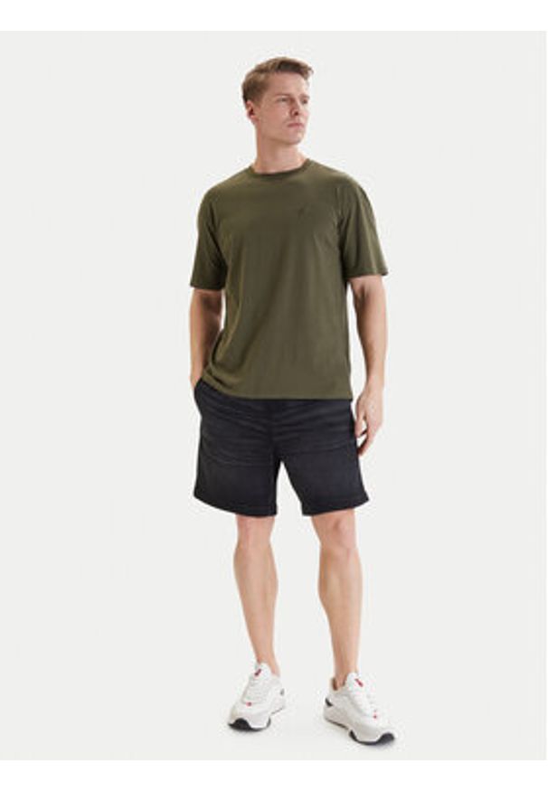 Guess Jeans Szorty jeansowe M6GD35 D8003 Czarny Relaxed Fit. Kolor: czarny. Materiał: syntetyk