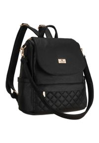 Mały plecak damski czarny ze skóry ekologicznej torebka listonoszka 2w1 miejski Peterson PTN MBP-08-F19. Kolor: czarny. Materiał: skóra ekologiczna. Wzór: aplikacja #1