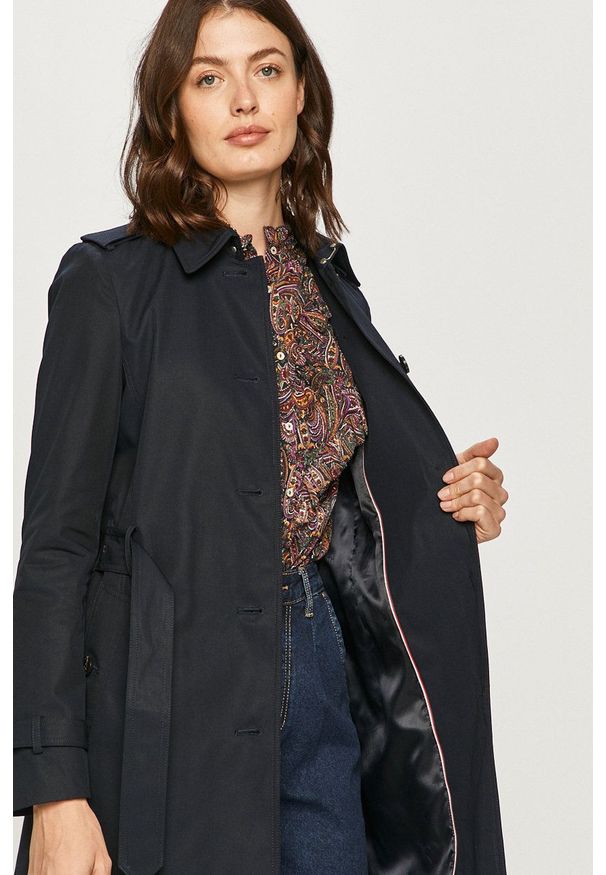 TOMMY HILFIGER - Tommy Hilfiger - Trencz WW0WW24966. Okazja: na co dzień. Kolor: niebieski. Styl: casual