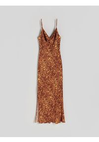 Reserved - Sukienka z nadrukiem zwierzęcym - brązowy. Kolor: brązowy. Materiał: wiskoza. Wzór: nadruk, motyw zwierzęcy