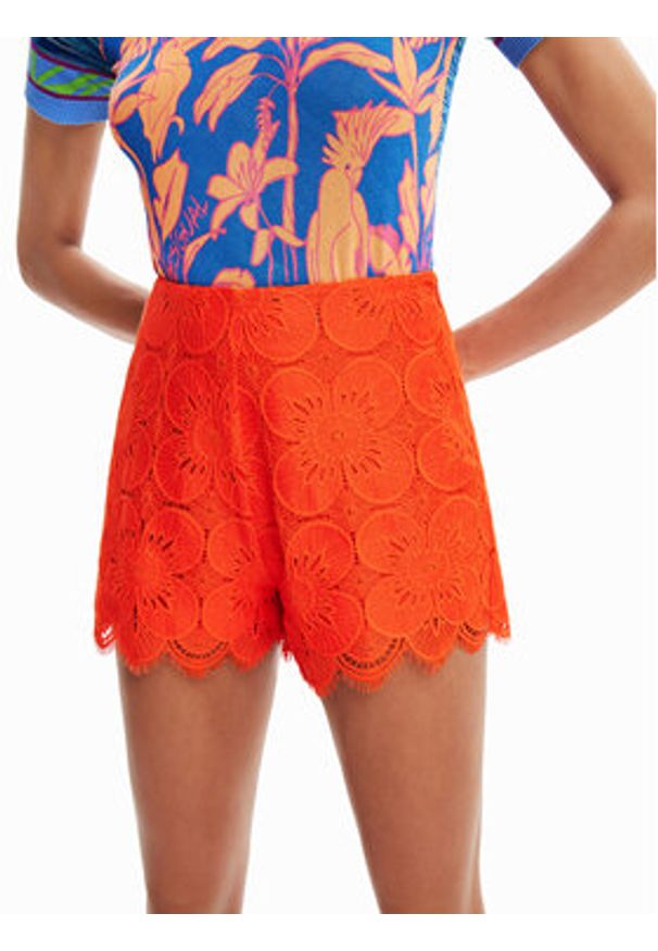 Desigual Szorty materiałowe Preston 23SWPW04 Pomarańczowy Regular Fit. Kolor: pomarańczowy. Materiał: materiał, bawełna, syntetyk