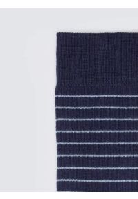 Big-Star - Skarpety męskie długie w paski niebiesko-granatowe Dalsi 401. Kolor: niebieski. Materiał: bawełna, jeans, dzianina. Wzór: paski