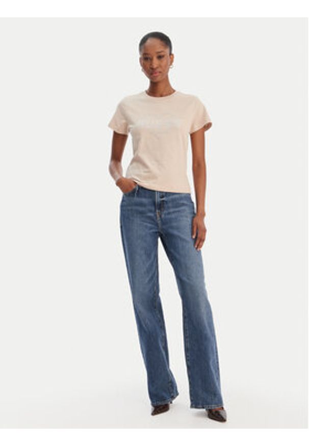 Guess T-Shirt V5GI10 K9RM1 Beżowy Regular Fit. Kolor: beżowy. Materiał: bawełna