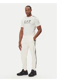 EA7 Emporio Armani T-Shirt 7M000961 AF10375 U1105 Beżowy Regular Fit. Kolor: beżowy. Materiał: bawełna #5