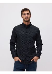 Reserved - Koszula slim fit z bawełną - czarny. Kolor: czarny. Materiał: bawełna #1