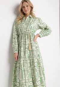 Born2be - Zielona Rozkloszowana Sukienka Koszulowa z Wiskozą w Geometryczny Wzór Alineria. Okazja: na co dzień. Kolor: zielony. Materiał: wiskoza. Wzór: geometria. Typ sukienki: koszulowe. Styl: klasyczny, casual, elegancki #6