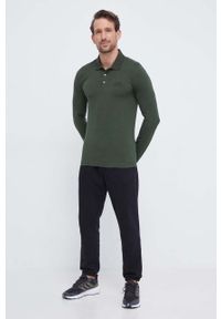 EA7 Emporio Armani longsleeve męski kolor zielony gładki. Okazja: na co dzień. Kolor: zielony. Materiał: dzianina. Długość rękawa: długi rękaw. Długość: krótkie. Wzór: gładki. Styl: casual #4