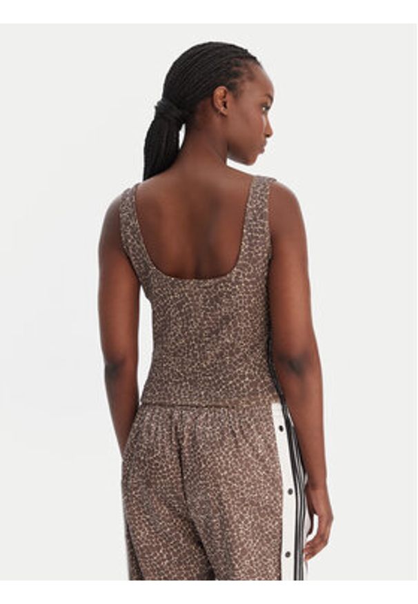 Adidas - adidas Top KD8822 Beżowy Slim Fit. Kolor: beżowy. Materiał: syntetyk