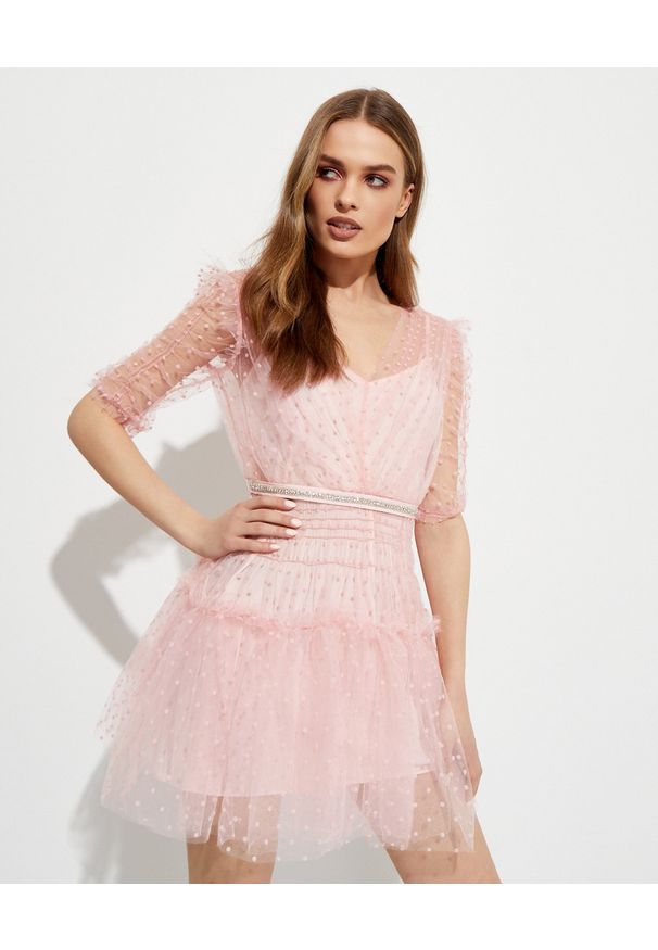 SELF PORTRAIT - Różowa sukienka mini w kropki. Kolor: różowy, wielokolorowy, fioletowy. Materiał: tkanina. Wzór: kropki. Typ sukienki: dopasowane, rozkloszowane. Długość: mini