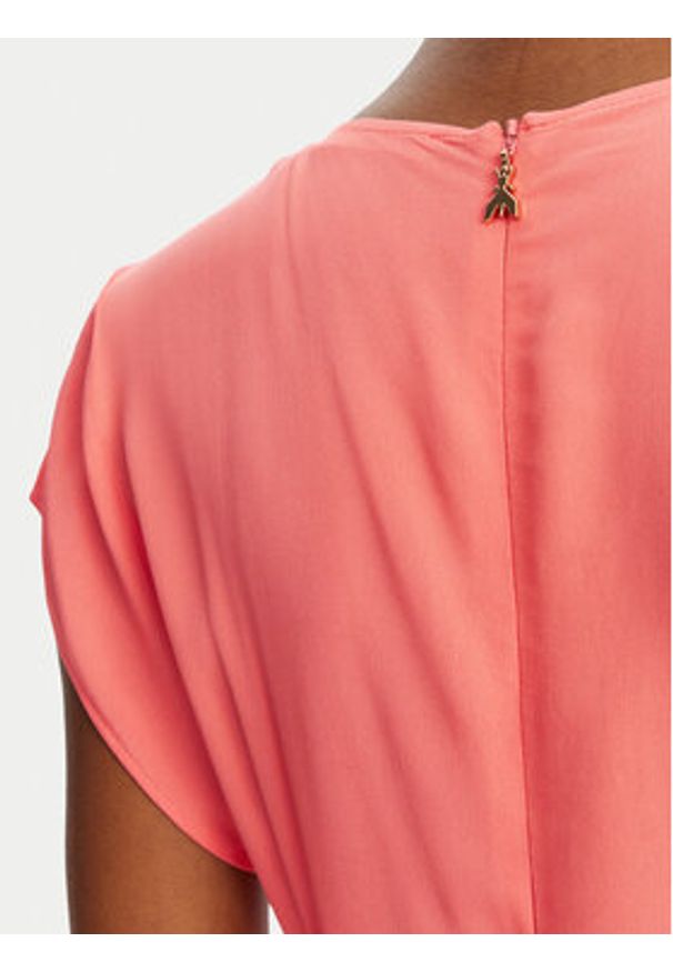 Patrizia Pepe Sukienka koktajlowa 2A2936 A8I1 R854 Koralowy Regular Fit. Kolor: pomarańczowy. Materiał: wiskoza. Styl: wizytowy