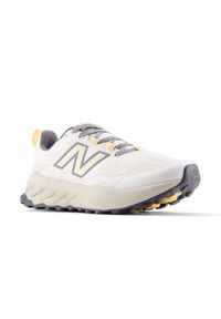 Buty damskie New Balance Fresh Foam Garoé v2 WGARO5CP – beżowe. Okazja: na co dzień. Kolor: beżowy. Materiał: materiał, syntetyk, guma. Szerokość cholewki: normalna. Sport: fitness, bieganie #5