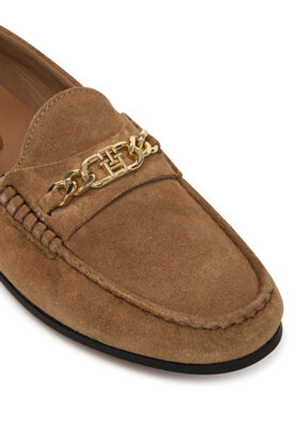 TOMMY HILFIGER - Tommy Hilfiger Mokasyny Th Chain Suede Loafer FW0FW09327 Brązowy. Kolor: brązowy. Materiał: skóra, zamsz