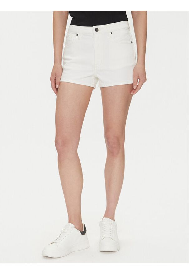 Guess Jeans Szorty jeansowe W5GD0Y D5M62 Biały Regular Fit. Kolor: biały. Materiał: bawełna