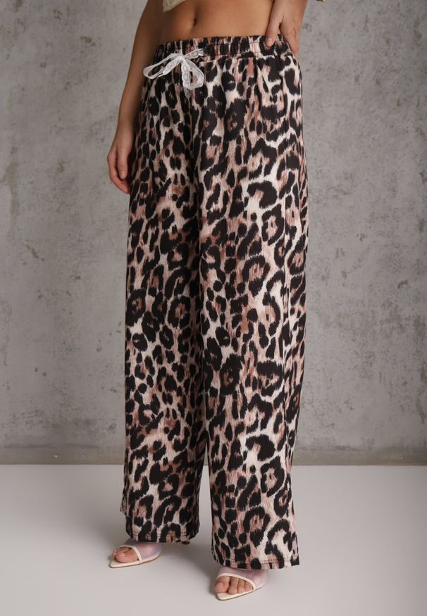 Renee - Panterkowe Spodnie High Waist Wide Leg z Koronkowym Wiązaniem w Talii Leanta. Stan: podwyższony. Kolekcja: plus size. Materiał: koronka. Długość: krótkie