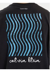 Calvin Klein Jeans T-Shirt SS 16s CK TRVL LV04RG816G Czarny Regular Fit. Kolor: czarny. Materiał: bawełna #3