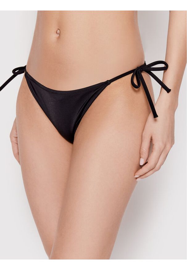 Calvin Klein Swimwear Dół od bikini Intense Power KW0KW01858 Czarny. Kolor: czarny. Materiał: syntetyk