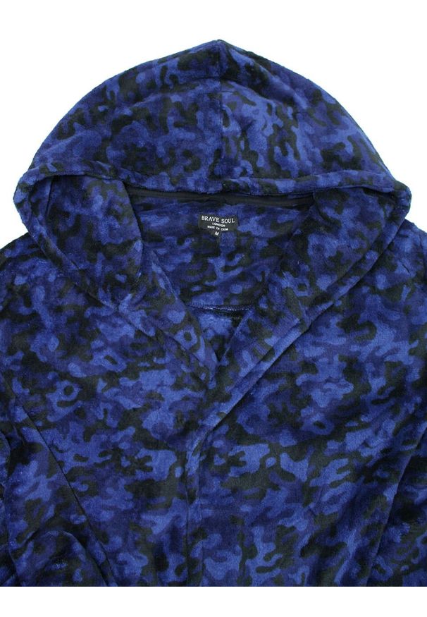Brave Soul - Szlafrok Męski, Granatowy Miękki, w Moro, z Kapturem, Wiązany -BRAVE SOUL. Typ kołnierza: kaptur. Kolekcja: plus size. Kolor: niebieski. Materiał: materiał, skóra. Wzór: moro