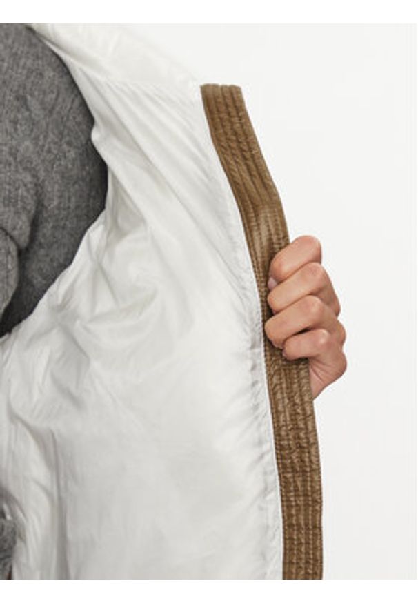 Deha Kurtka puchowa D93581 Brązowy Regular Fit. Kolor: brązowy. Materiał: syntetyk, puch