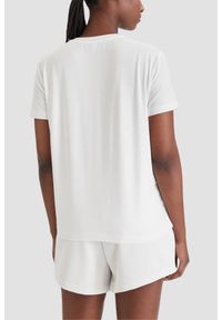 Guess - GUESS Biały damski t-shirt na krótki rękaw z cyrkoniami Corinne, Rozmiar XS. Okazja: na co dzień. Kolor: biały. Długość rękawa: krótki rękaw. Długość: krótkie. Styl: elegancki, casual #3