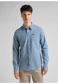 Lee - LEE LEESURE SHIRT MĘSKA KOSZULA JEANSOWA LOGO BLUE UNION L66NMWUF 112145379. Materiał: jeans