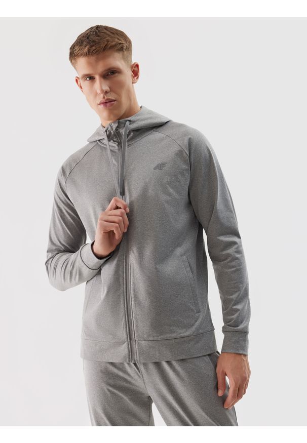 4f - 4F Bluza treningowa rozpinana z kapturem męska - szara S. Typ kołnierza: kaptur. Kolor: szary. Materiał: dzianina, włókno, syntetyk, materiał, elastan. Długość rękawa: raglanowy rękaw. Wzór: gładki, ze splotem, jednolity. Styl: sportowy. Sport: fitness
